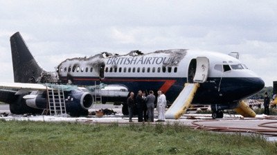 Backdrop for Паника на взлётной полосе