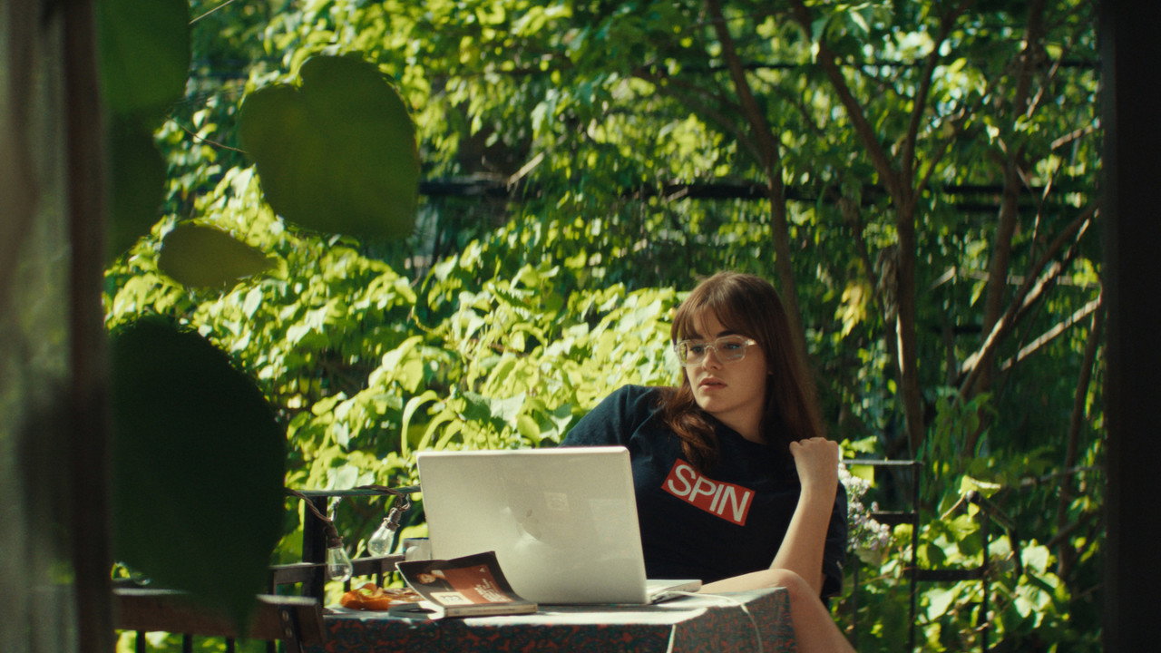 Backdrop for Майл Энд Удары