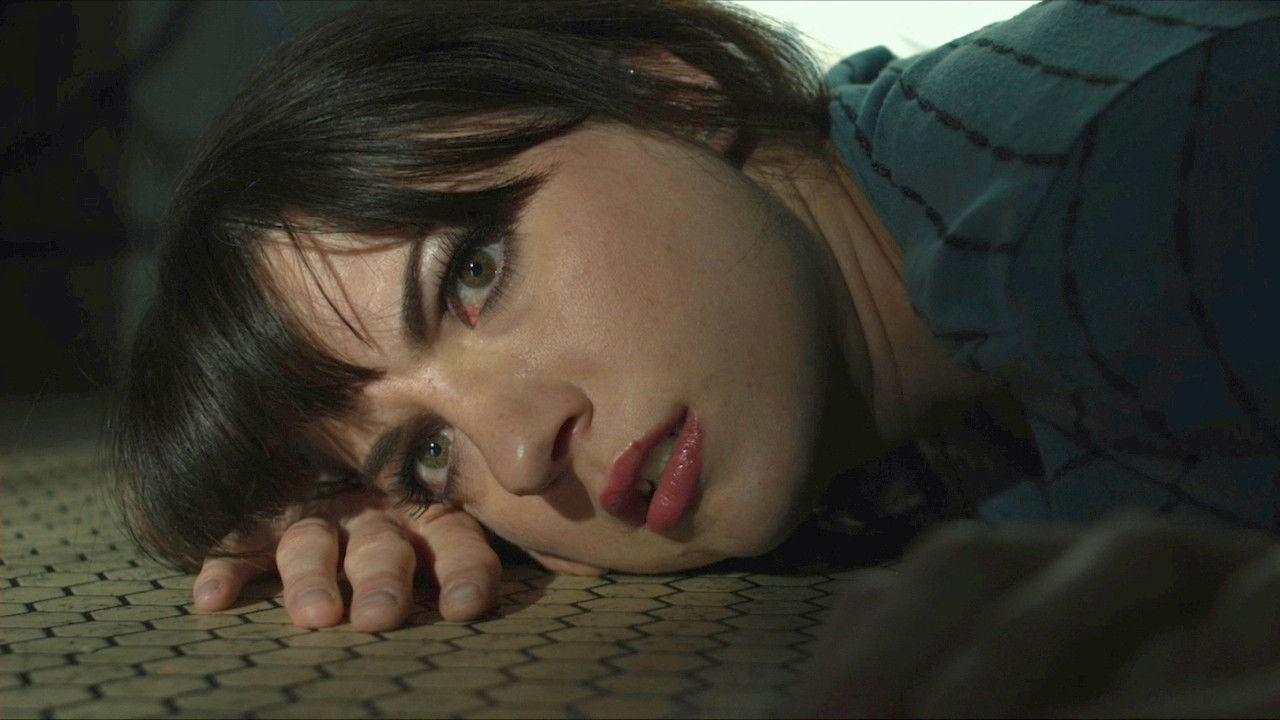 Backdrop for В этом сером месте