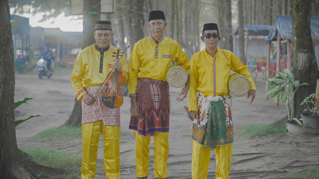 Backdrop for Смонг
