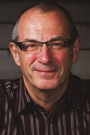 Cover image for Dave Gibbons