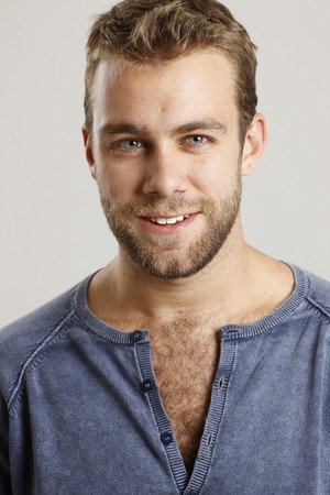 Cover image for Carlos Serrano
