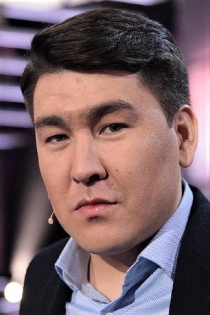 Cover image for Азамат Мусагалиев