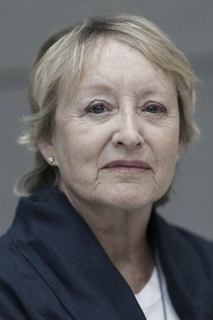 Cover image for Yvonne Blake