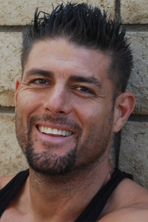 Cover image for Aaron Aguilera