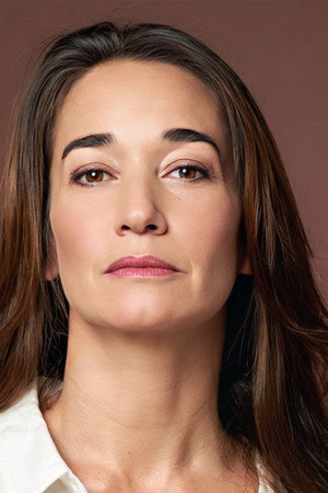 Cover image for María Ucedo