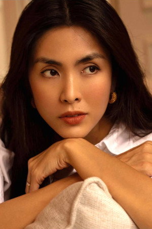 Cover image for Tăng Thanh Hà