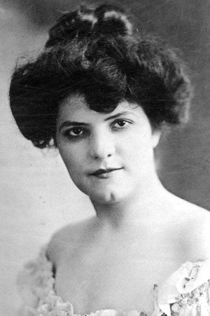 Cover image for Lillian Kemble-Cooper
