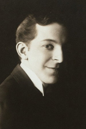 Cover image for Julian Noa