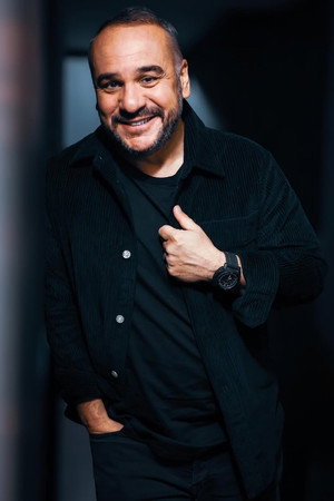 Cover image for François-Xavier Demaison