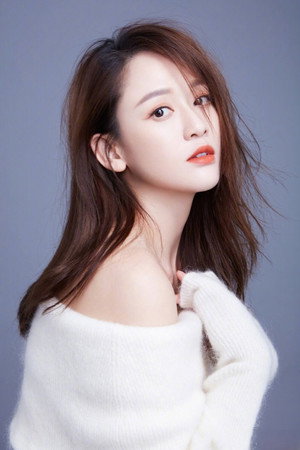 Cover image for 陳喬恩