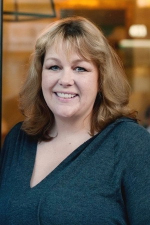 Cover image for Maureen Webb