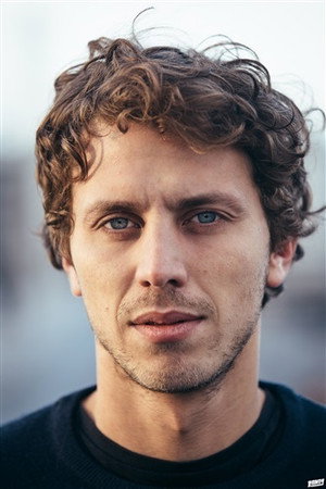Cover image for Hugo Hamdad