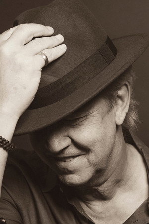 Cover image for David Robbins