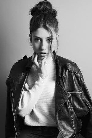 Cover image for Noa Fisher