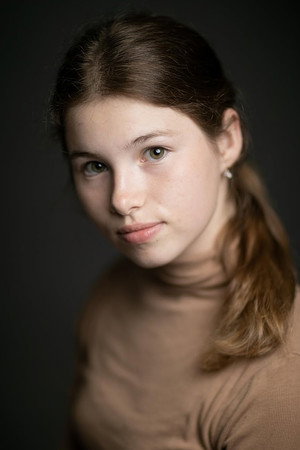 Cover image for Anna Mirodin