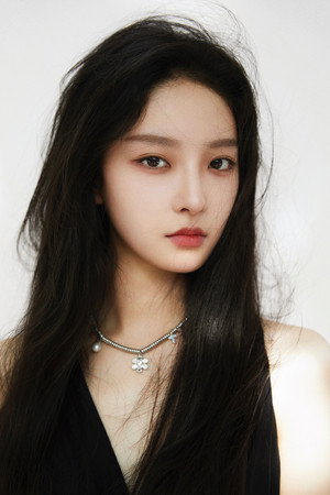 Cover image for 杨舒伊