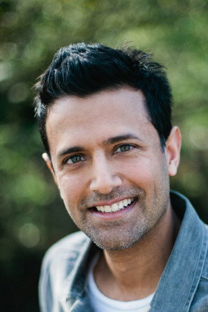Cover image for Navin Chowdhry