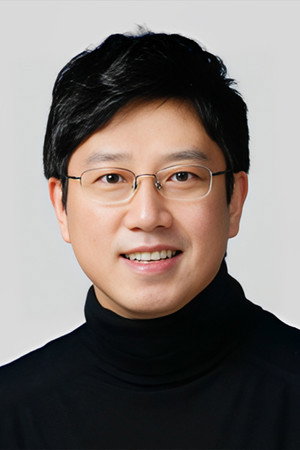 Cover image for Kim Dong-seok
