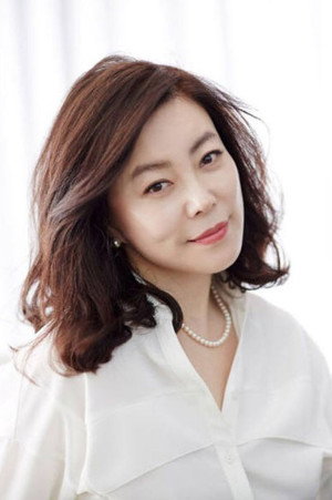 Cover image for 최화정