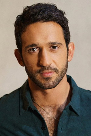 Cover image for Darius Homayoun