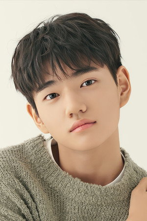 Cover image for 김강훈