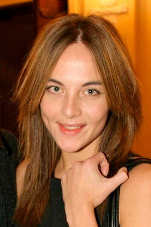 Cover image for Gine Therese Grønner