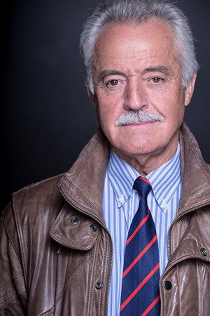 Cover image for Russell Roberts