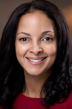 Cover image for Pilar Floyd