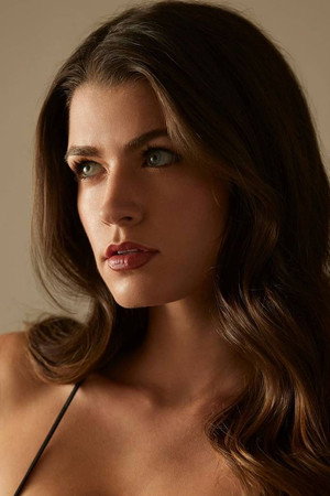 Cover image for Maria Taylor