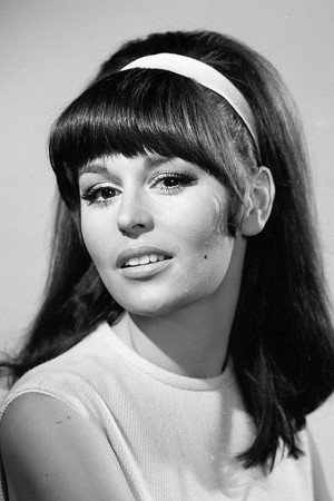 Cover image for Marianna Hill