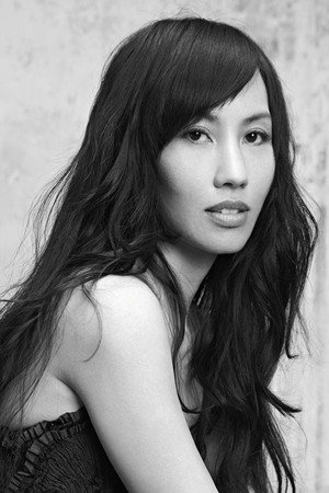 Cover image for Tran Nu Yen Khe