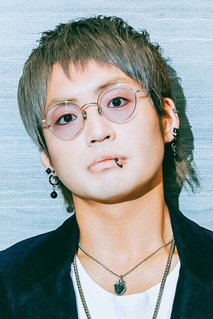 Cover image for 辻村勇太