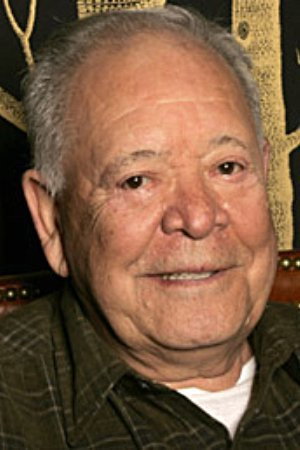 Cover image for Chalo González