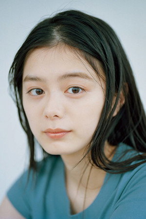 Cover image for 紺野彩夏