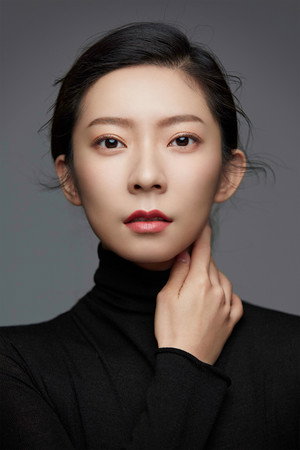 Cover image for Guo Jiayi