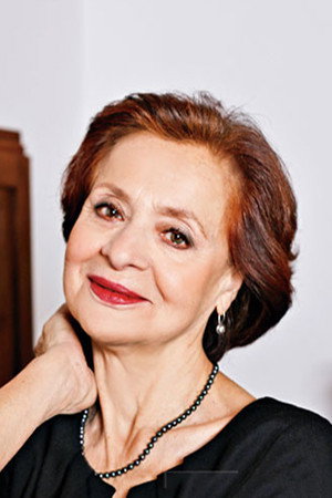 Cover image for Όλγα Δαμάνη