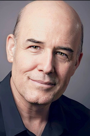 Cover image for Greg Paul