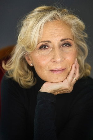 Cover image for Montse Guallar