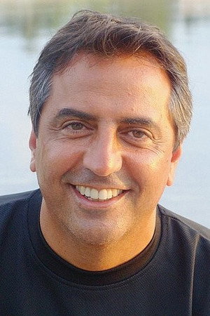 Cover image for Noam Kaniel