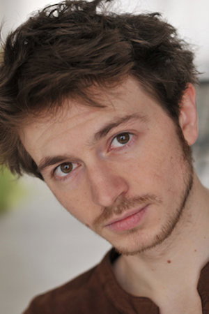 Cover image for Yannik Landrein