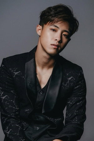 Cover image for Zijie Zong