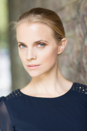 Cover image for Samantha E. Hunt