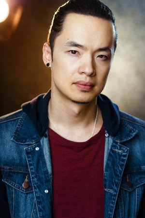 Cover image for Phong Le