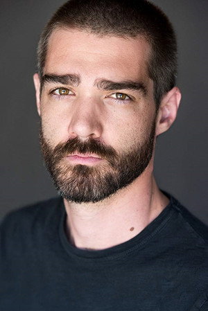 Cover image for Devin Bonnée