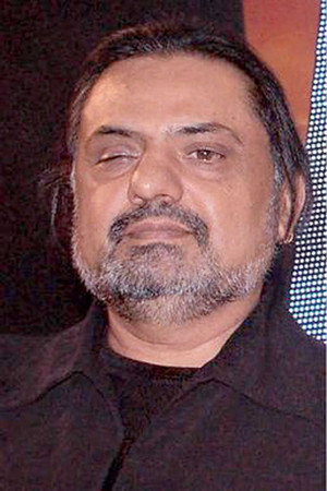 Cover image for Raj Kanwar