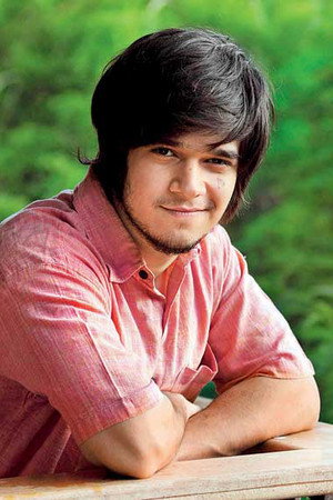 Cover image for Vivaan Shah