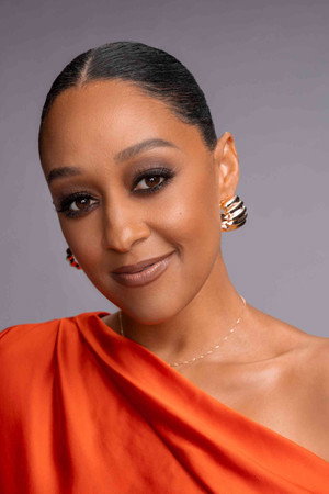 Cover image for Tia Mowry