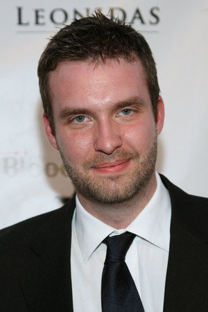 Cover image for Simon Boyes