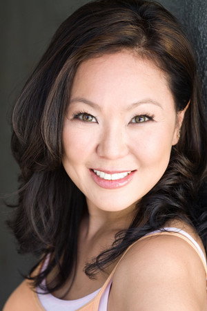 Cover image for Angela Oh